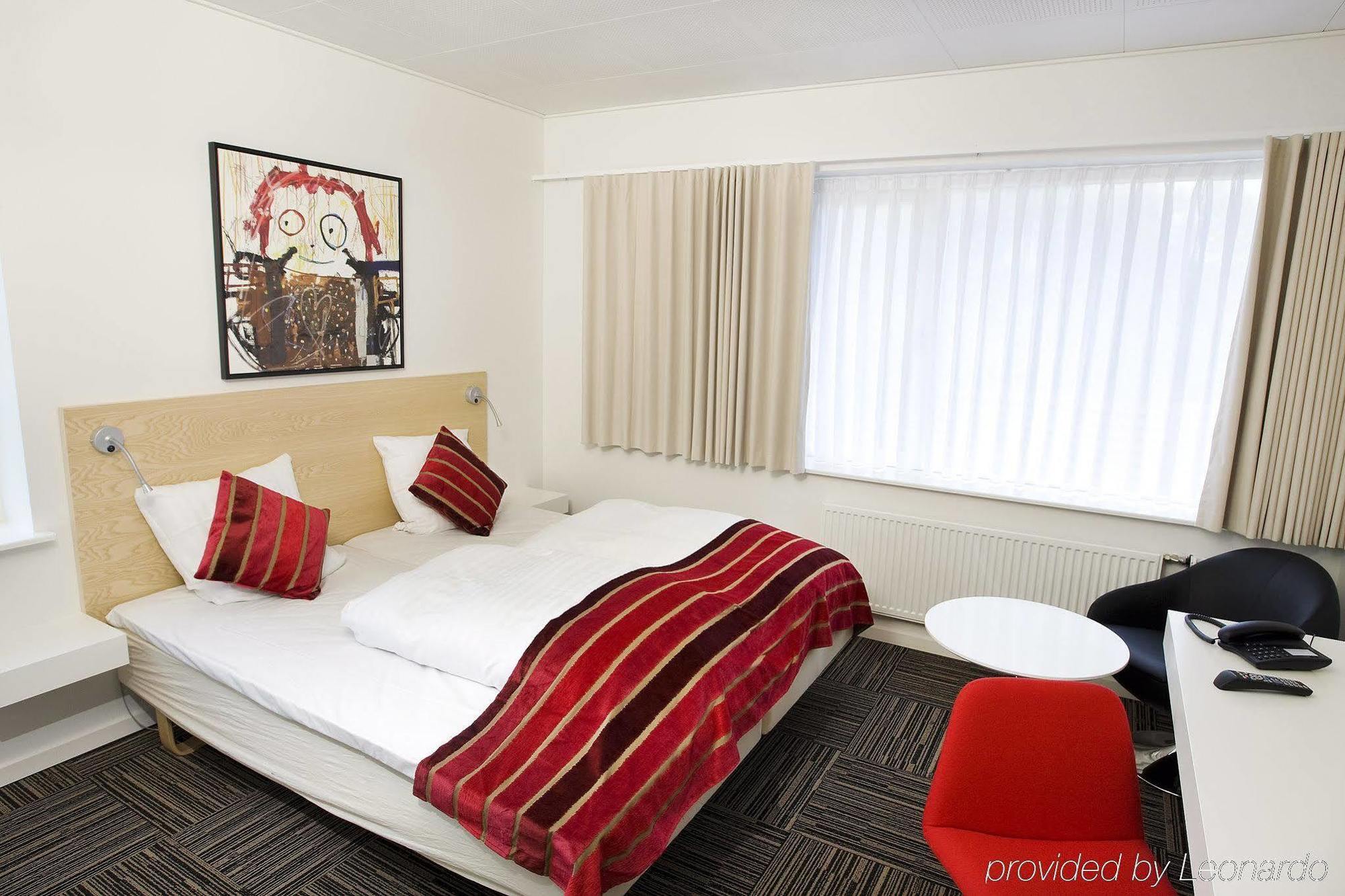 Hotel Jernbanegade Kibæk Екстериор снимка