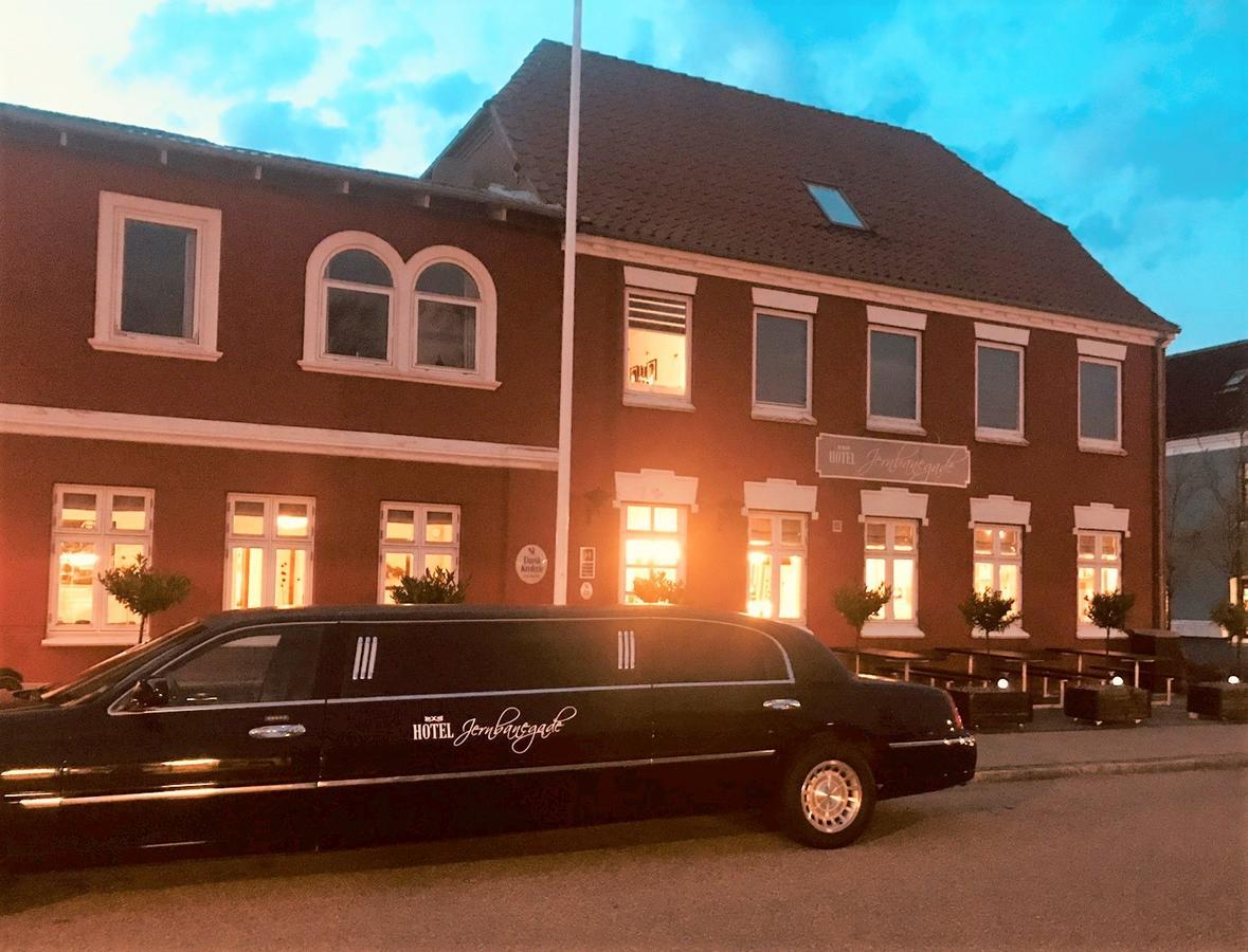 Hotel Jernbanegade Kibæk Екстериор снимка
