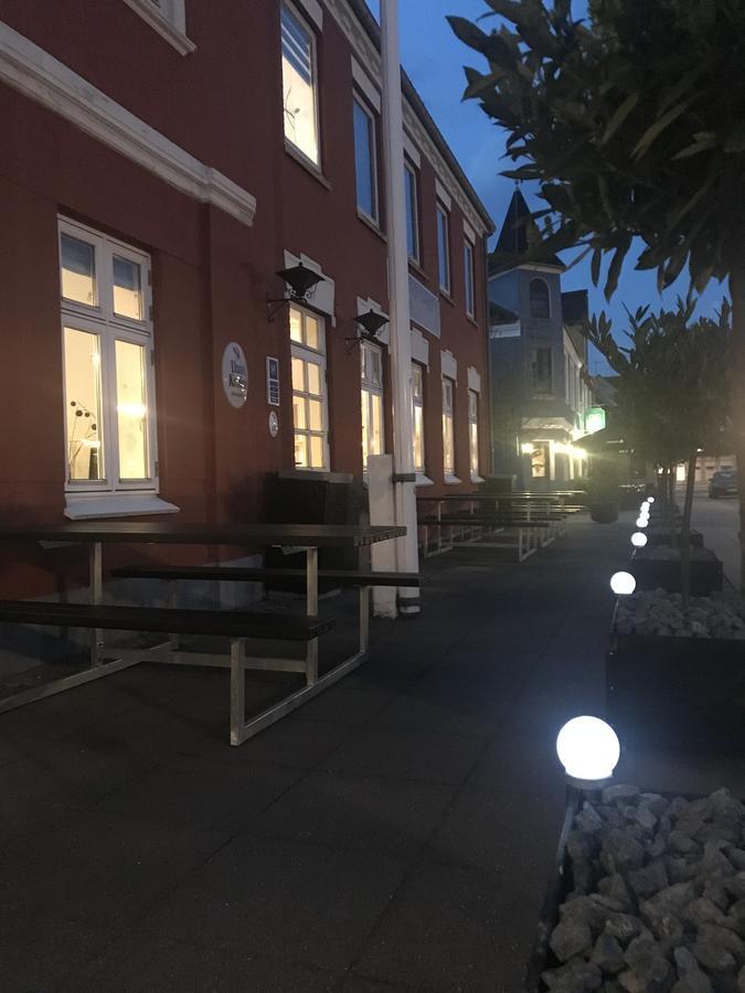 Hotel Jernbanegade Kibæk Екстериор снимка