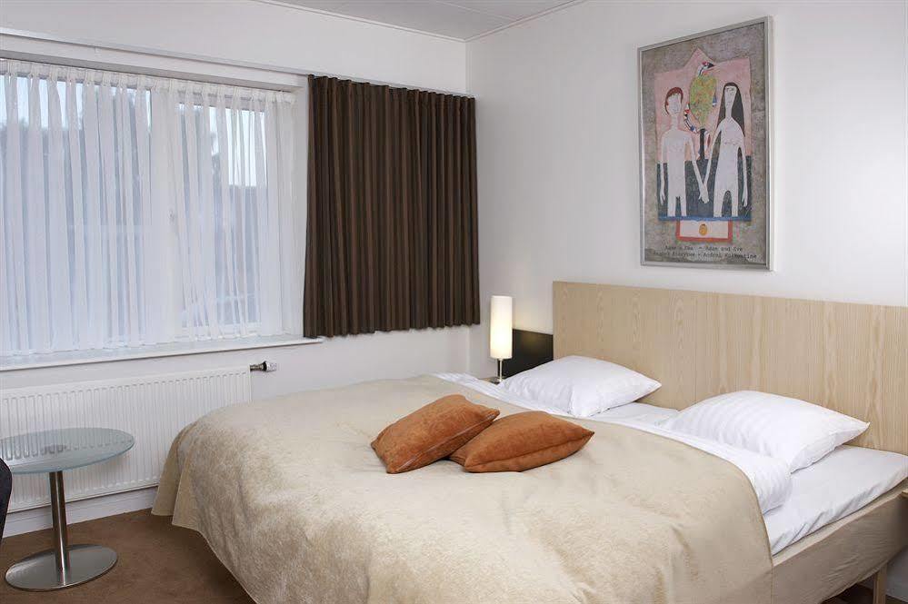 Hotel Jernbanegade Kibæk Екстериор снимка